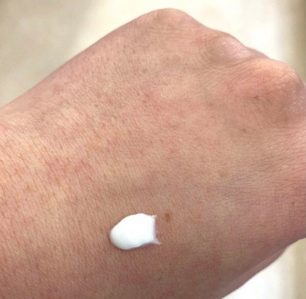 トランシーノ 薬用ホワイトニングエッセンスEX/トランシーノ/美容液を使ったクチコミ(2枚目)