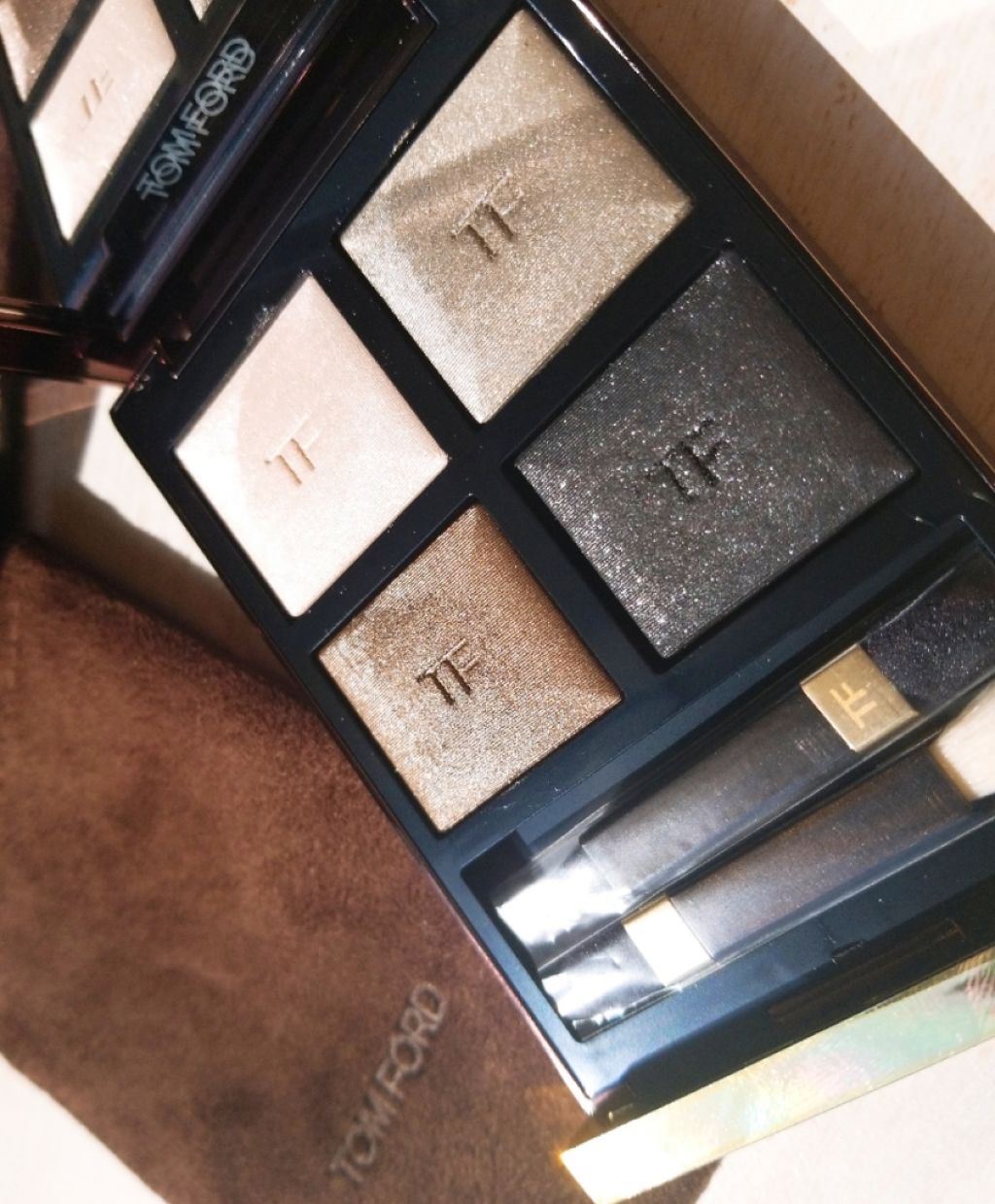 アイ カラー クォード/TOM FORD BEAUTY/アイシャドウパレットを使ったクチコミ（2枚目）