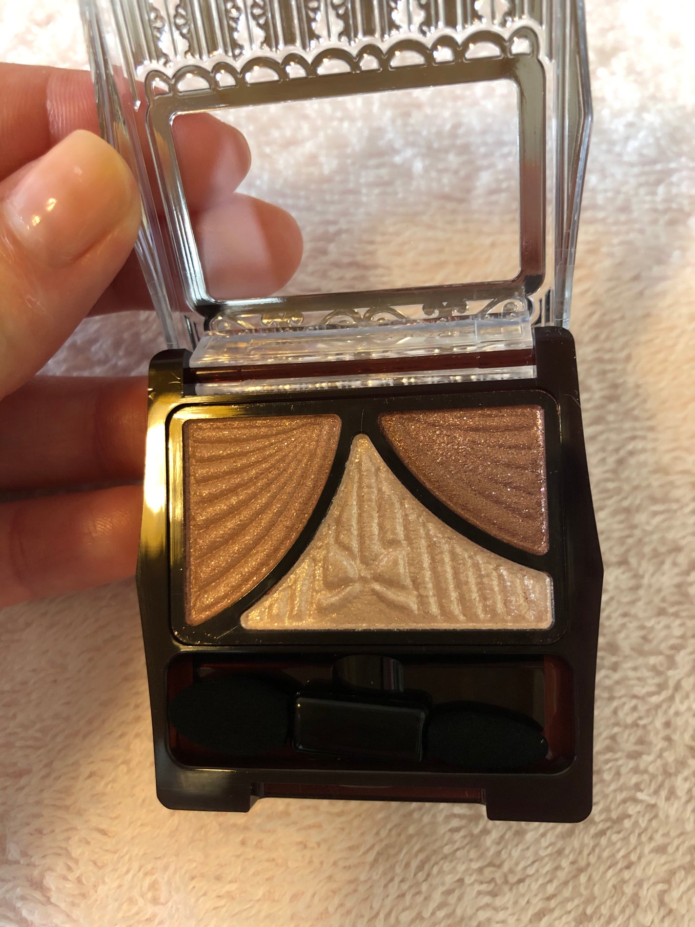 ジューシーピュアアイズ/キャンメイク/アイシャドウパレットを使ったクチコミ(4枚目)