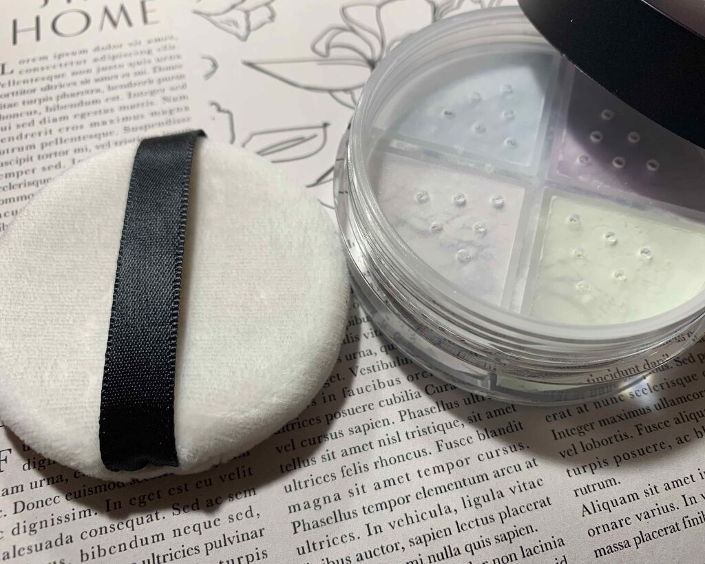 UR GLAM LUXE　4 COLORS FACE POWDER/U R GLAM/ルースパウダーを使ったクチコミ（2枚目）