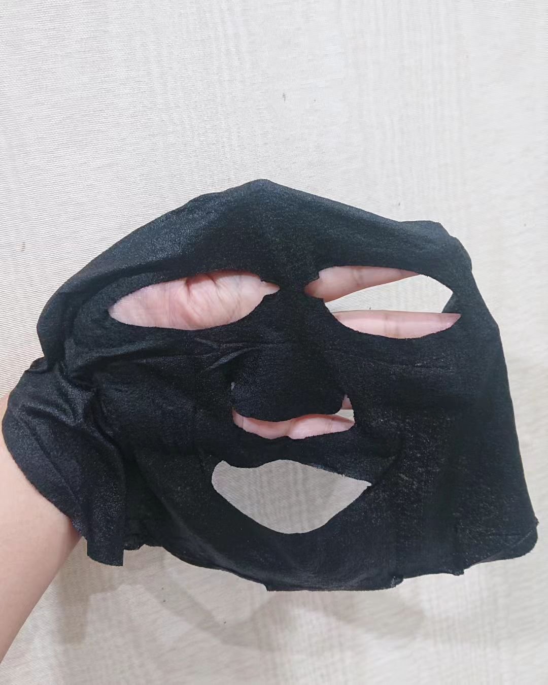 LEUNGESSMORE ブラックPスペシャルフェイスマスク/LEUNGESSMORE/シートマスク・パックを使ったクチコミ（3枚目）