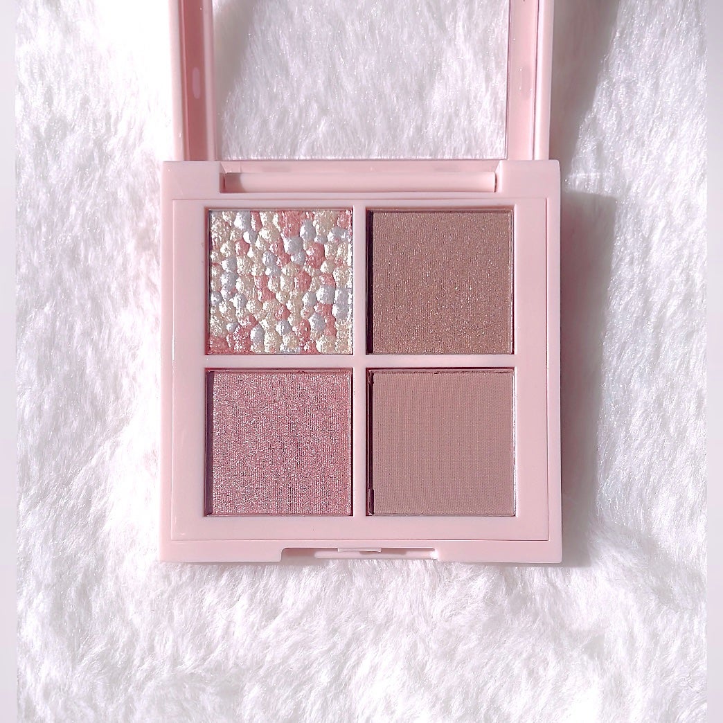 レブロン ダズル アイシャドウ クアッド/REVLON/アイシャドウパレットを使ったクチコミ(6枚目)