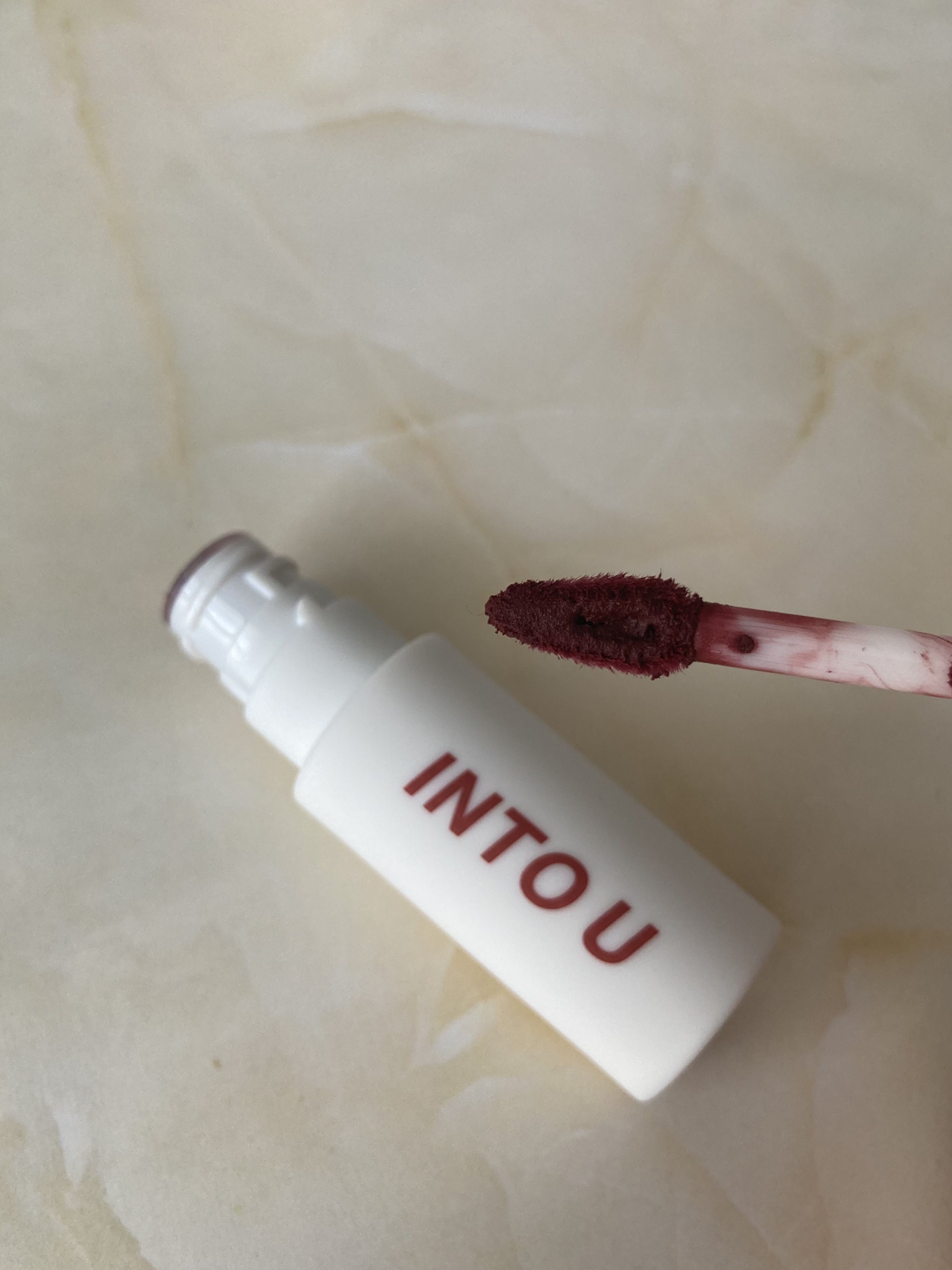 スーパーマットリップ＆チークマッド/INTO U/口紅を使ったクチコミ（1枚目）