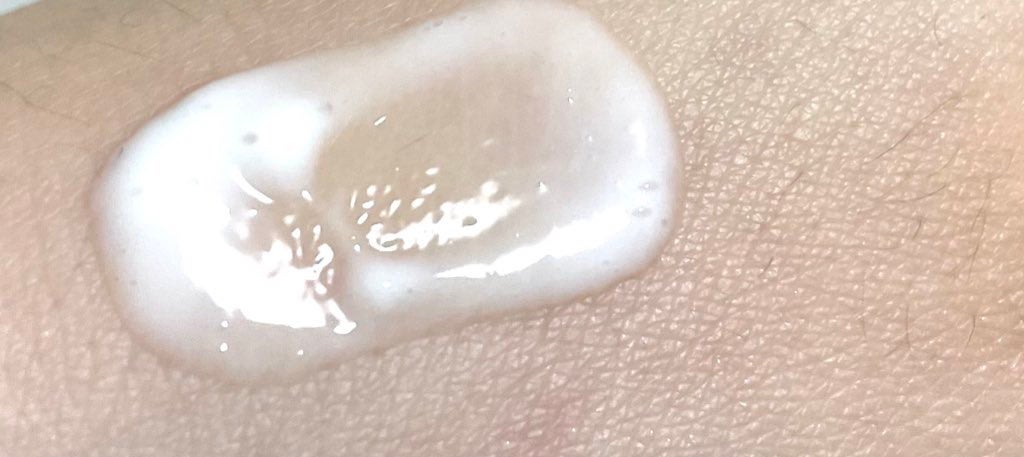 シカレチA エッセンス0.1/VT/美容液を使ったクチコミ(2枚目)