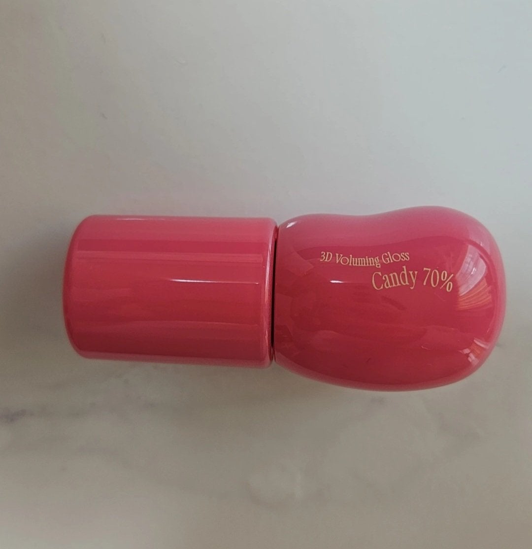 フィー 3Dボリューミンググロス/fwee/リップグロスを使ったクチコミ(2枚目)