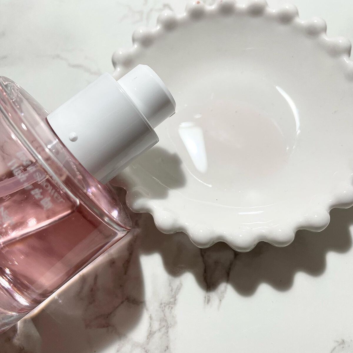 ロージーナイトヘアエッセンス/ANILLO/ヘアオイルを使ったクチコミ(2枚目)