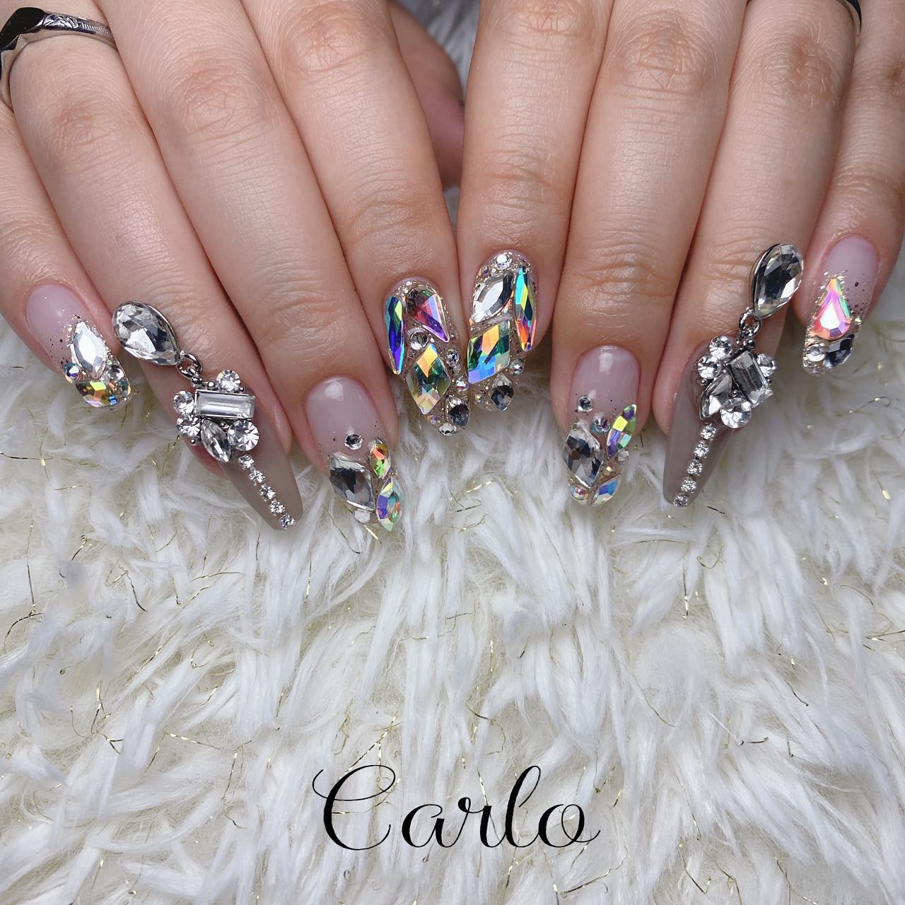 YUKA on LIPS 「.宝石💍💎..#狭山ヶ丘ネイルサロン#小手指ネイルサロン#所沢..」(2枚目)