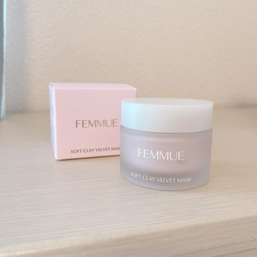 〜週に一度のスペシャルケア〜


FEMMUE ファミュ
ソフトクレイ ベルベットマスク

古い角質や毛穴汚れをオフしてくれるクレイマスク。

洗顔後、タオルドライした顔全体（目・口・眉まわりは避ける）