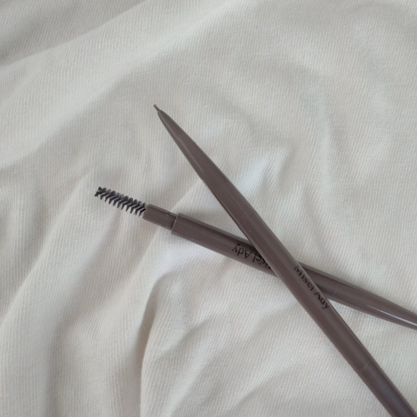 パウダリーアイブロウペンシル スリム/ミゼルエディ/アイブロウペンシルを使ったクチコミ(2枚目)