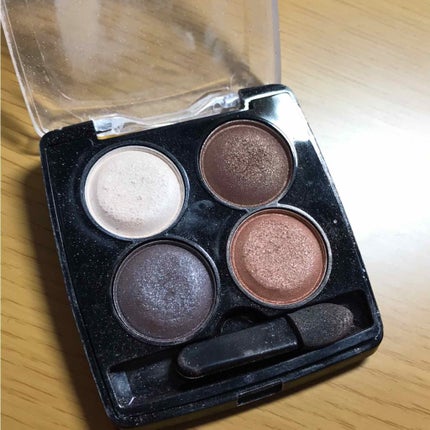 エルファー パールインアイシャドウ/DAISO/アイシャドウパレットを使ったクチコミ(1枚目)