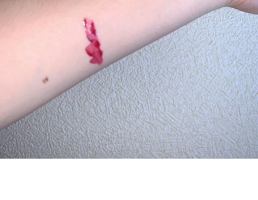 ブリリアントシグネチャー/ロレアル パリ/口紅を使ったクチコミ(2枚目)