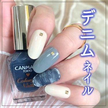 スポンジで簡単デニムネイル💅

やり方は画像を参考にしていただければと思います♡
スポンジは食器用スポンジを小さくカットして使用🧽
横の線を意識して横にスライドするように動かしてください🙌🏻


人差し