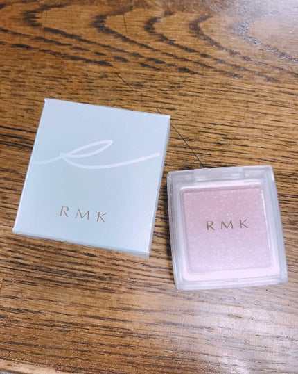 インジーニアス パウダーアイズ N/RMK/単色アイシャドウを使ったクチコミ(1枚目)