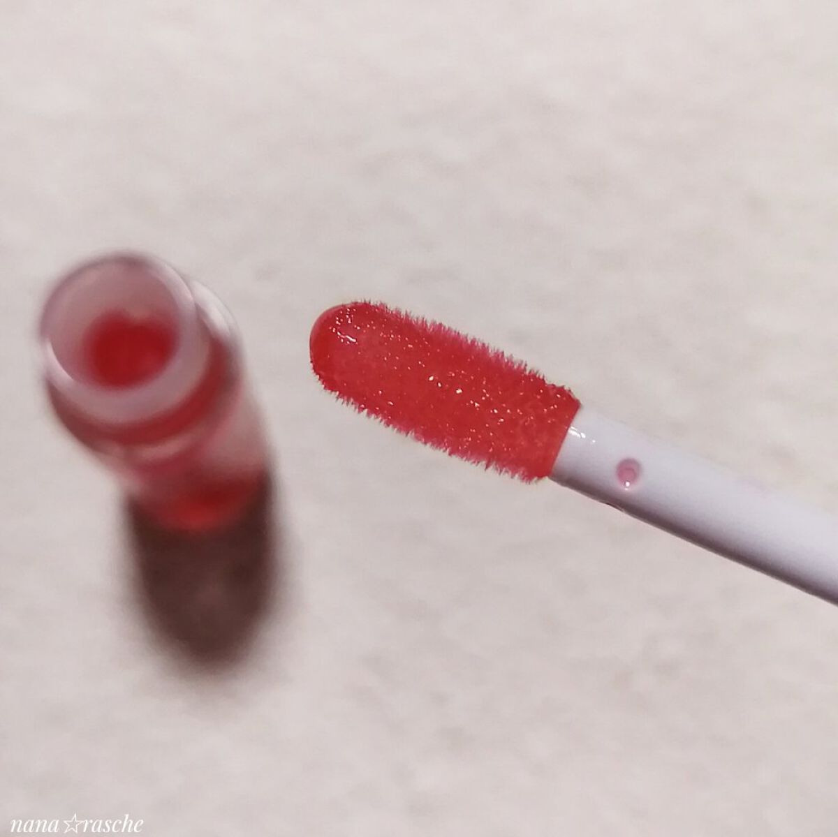 リップ オイル 03 luxe camellia/DECORTÉ/リップオイルを使ったクチコミ（2枚目）