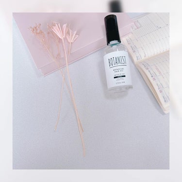 BOTANIST ボタニカルヘアオイル（モイスト）のクチコミ「𓂃◌𓈒𓐍 

 ˗ˏˋ ボタニカルヘアオイル（モイスト）ˎˊ˗

髪の水分と油分のバランスを整.....」（2枚目）