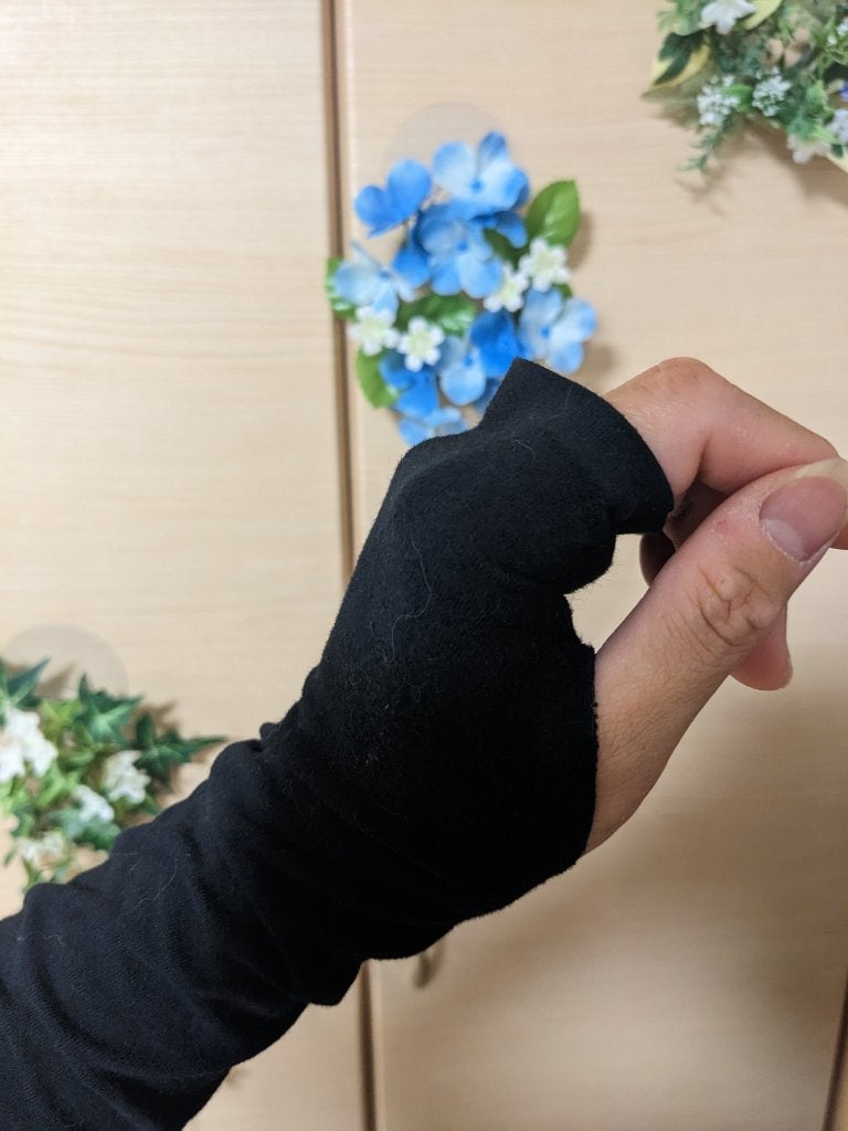 莉桜 on LIPS 「【装着する日焼け止め】どんな日焼け止めよりも布で日焼けを防止す..」(1枚目)