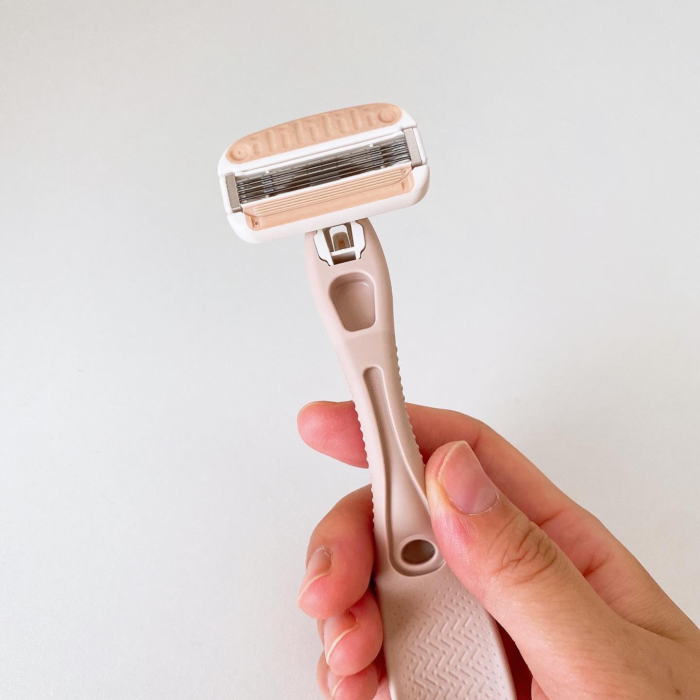 miness ボディ用カミソリ 替刃2個付/貝印/シェーバーを使ったクチコミ（3枚目）