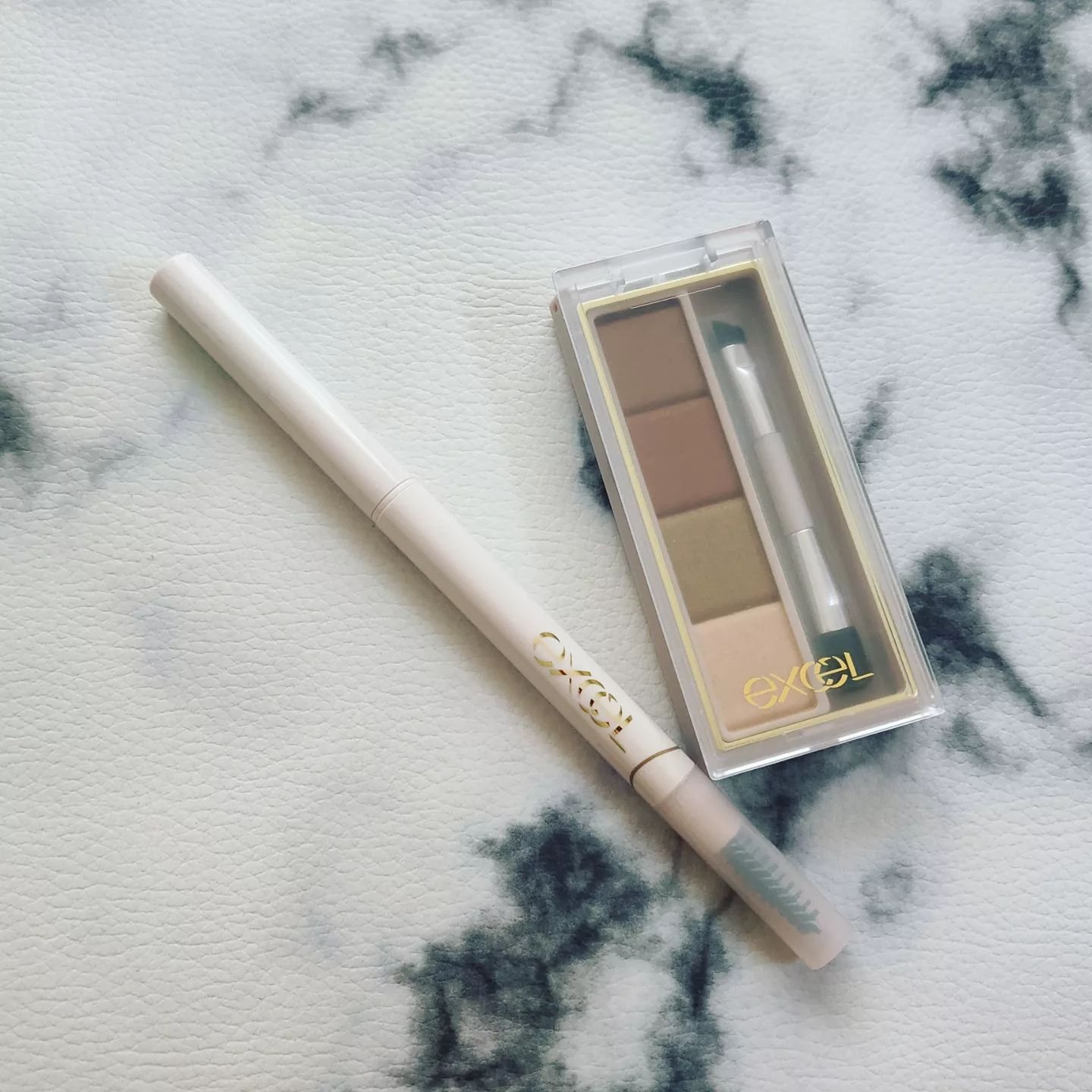 カラーエディットスリムブロウ/excel/アイブロウペンシルを使ったクチコミ（1枚目）