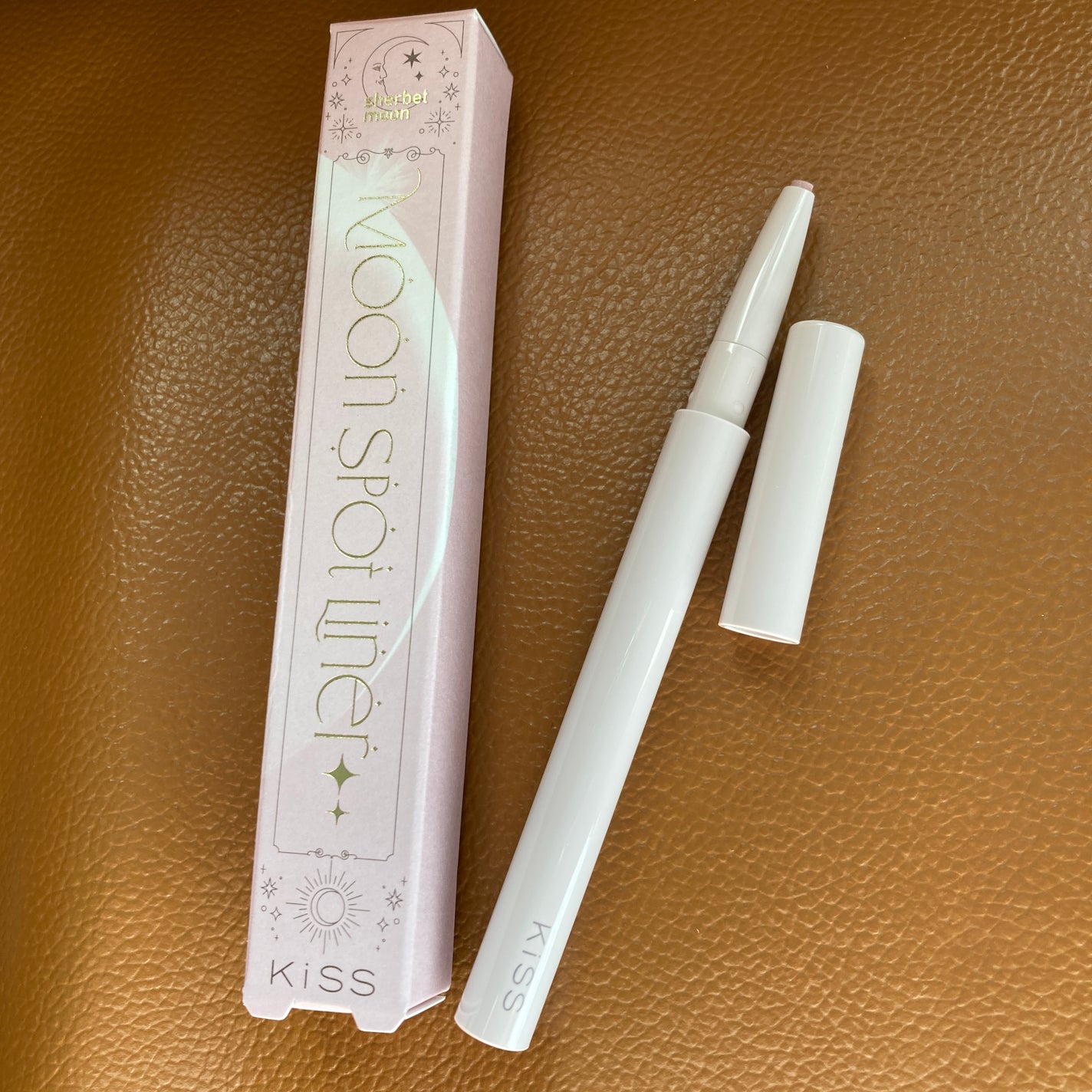 ムーンスポットライナー/KiSS/スティックハイライトを使ったクチコミ(1枚目)