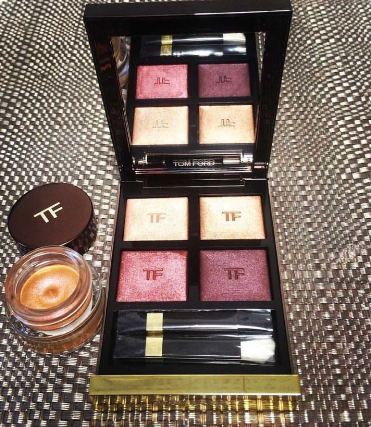 クリーム カラー フォー アイズ/TOM FORD BEAUTY/ジェル・クリームアイシャドウを使ったクチコミ(2枚目)