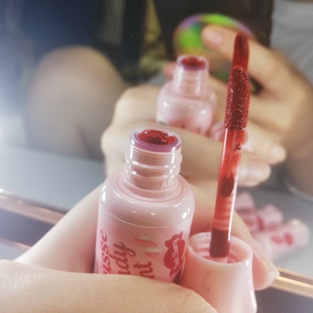 ムース キャンディー ティント/the SAEM/リップティントを使ったクチコミ（2枚目）