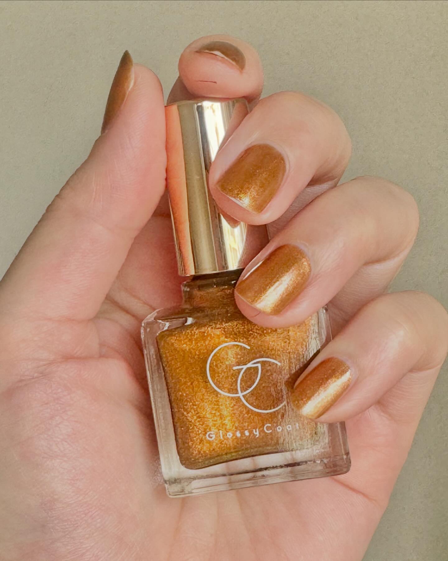 グロッシーコート 金木犀ブラウン（限定色）/スキューズミー/オールインワンネイルを使ったクチコミ（2枚目）