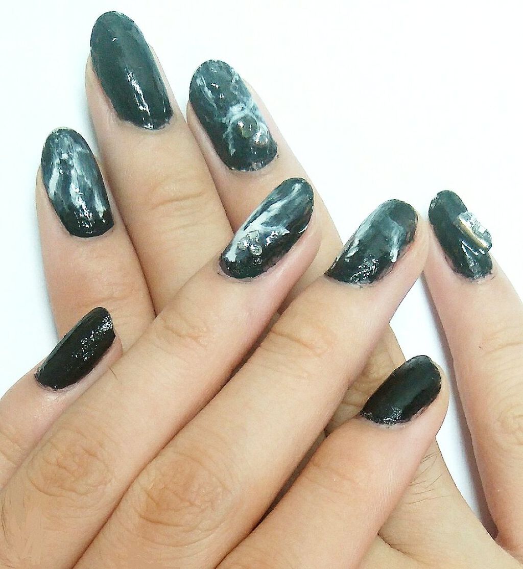 菜夏 on LIPS 「かっこよく!ネイル🎵//100円ショップでこれ!?😱最近気にい..」(5枚目)