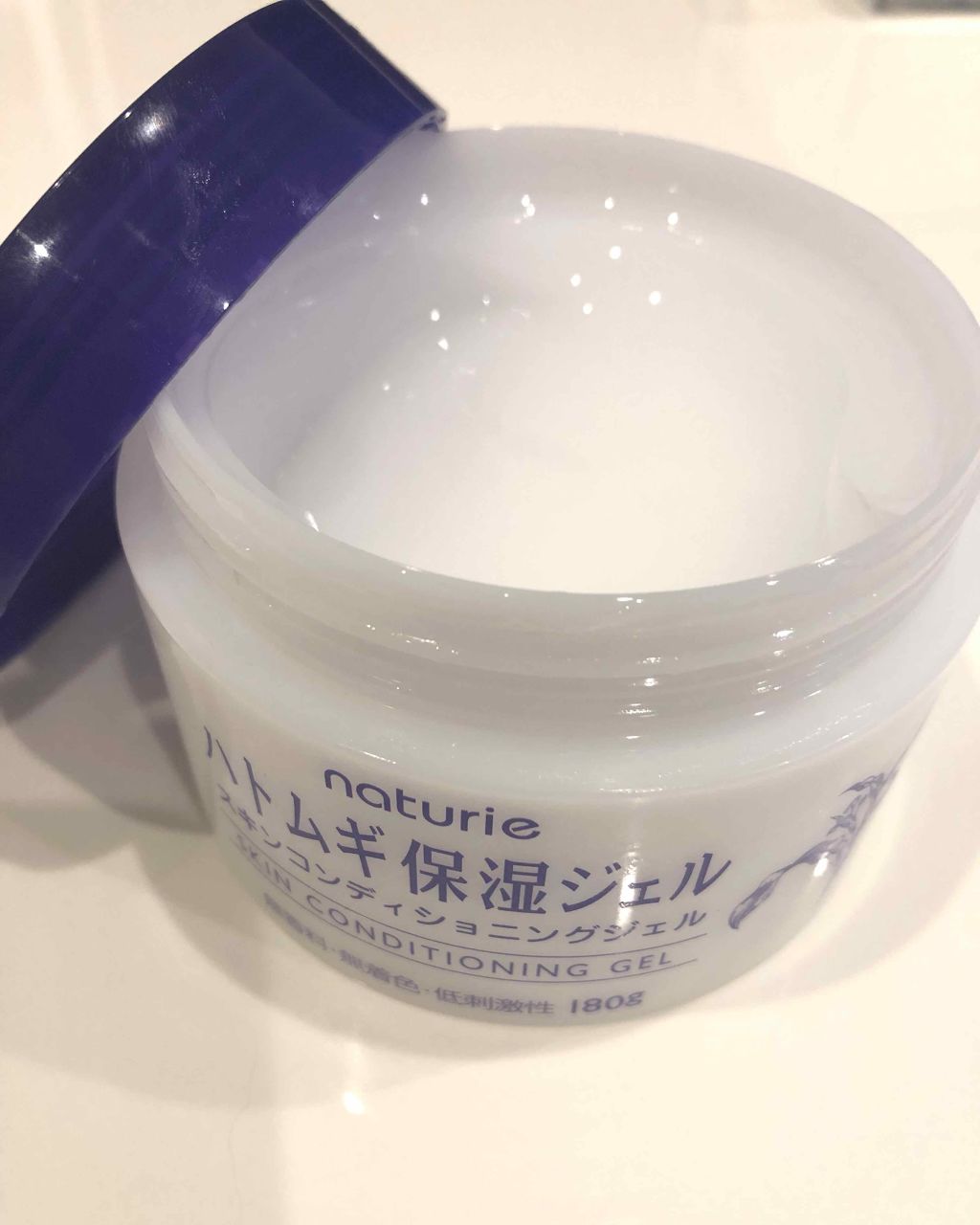 ハトムギ保湿ジェル(ナチュリエ スキンコンディショニングジェル)/ナチュリエ/美容液を使ったクチコミ（1枚目）