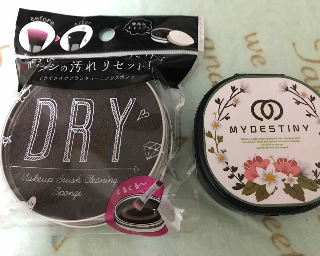 ドライメイクブラシクリーニングスポンジ/キャンドゥ/その他化粧小物を使ったクチコミ（1枚目）