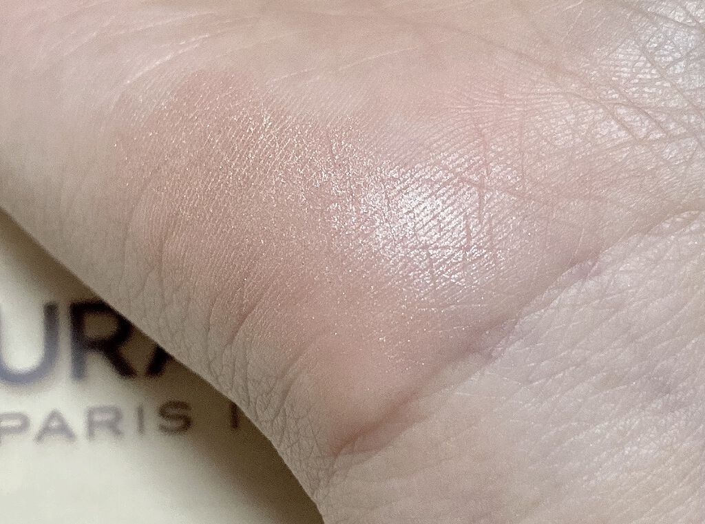 ローズグロウ イルミネーター /ローラ メルシエ/プレストパウダーを使ったクチコミ（3枚目）