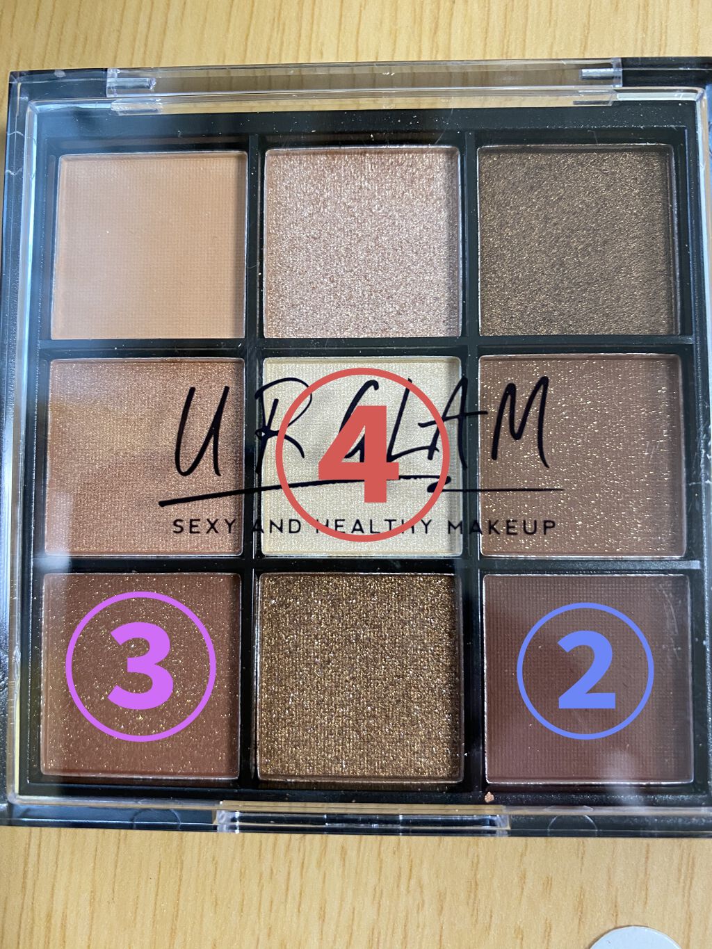 UR GLAM　BLOOMING EYE COLOR PALETTE/U R GLAM/アイシャドウパレットを使ったクチコミ（3枚目）
