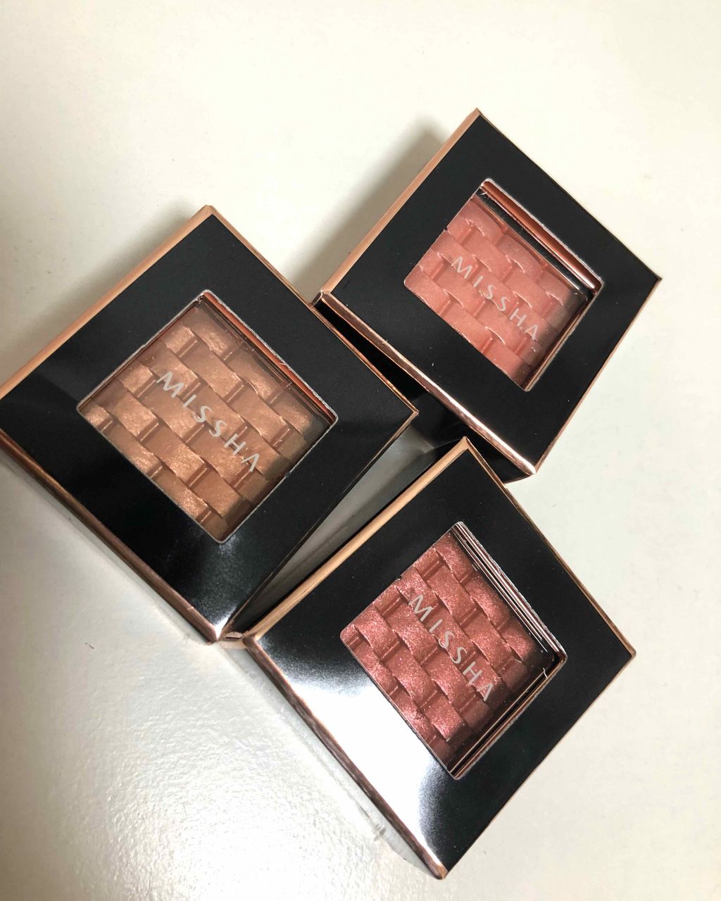 モダンアイシャドウ イタルプリズム/MISSHA/単色アイシャドウを使ったクチコミ(2枚目)