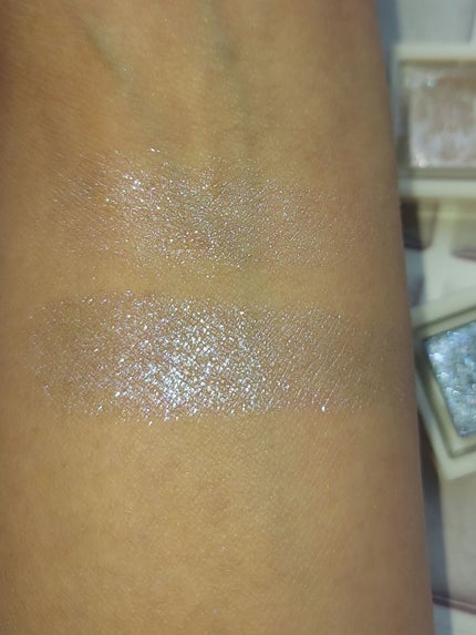 シャドーカスタマイズ (ブリリアントグリッター)/MAJOLICA MAJORCA/グリッターを使ったクチコミ(4枚目)