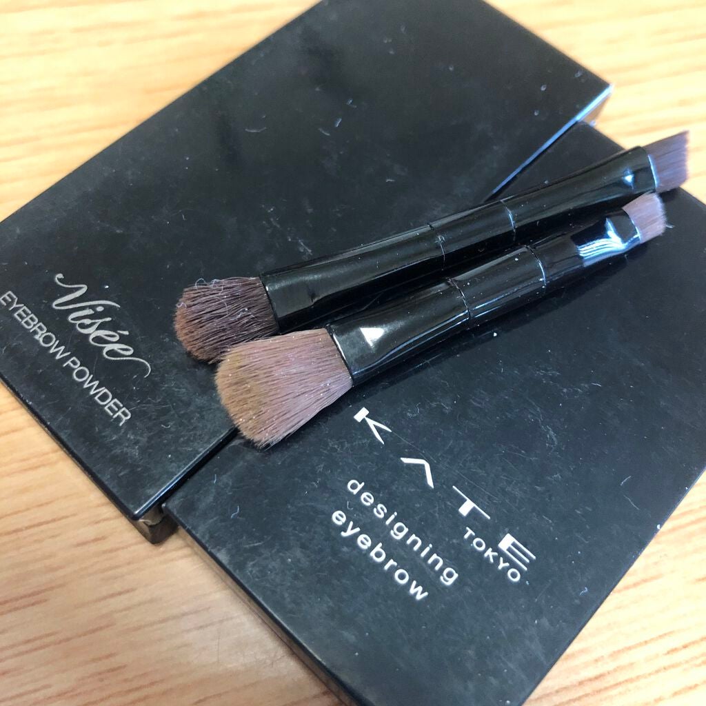 ケイト デザイニングアイブロウ3D/KATE/パウダーアイブロウを使ったクチコミ(2枚目)