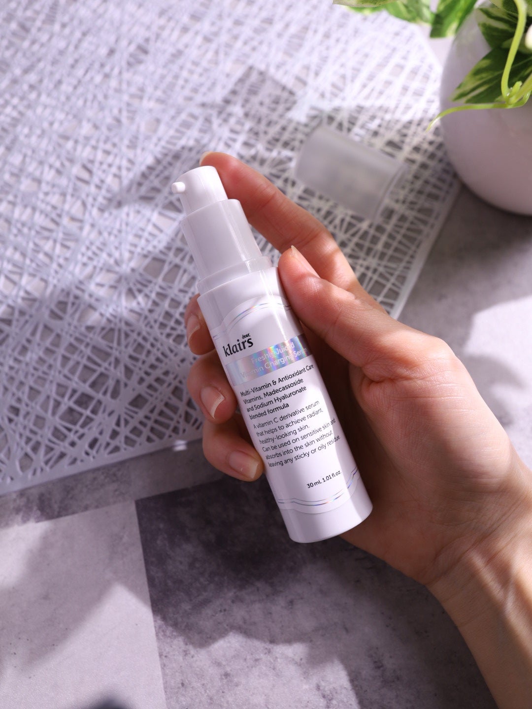 フレッシュリージュースドビタミンチャージングセラム(30ml)/Klairs/美容液を使ったクチコミ(3枚目)