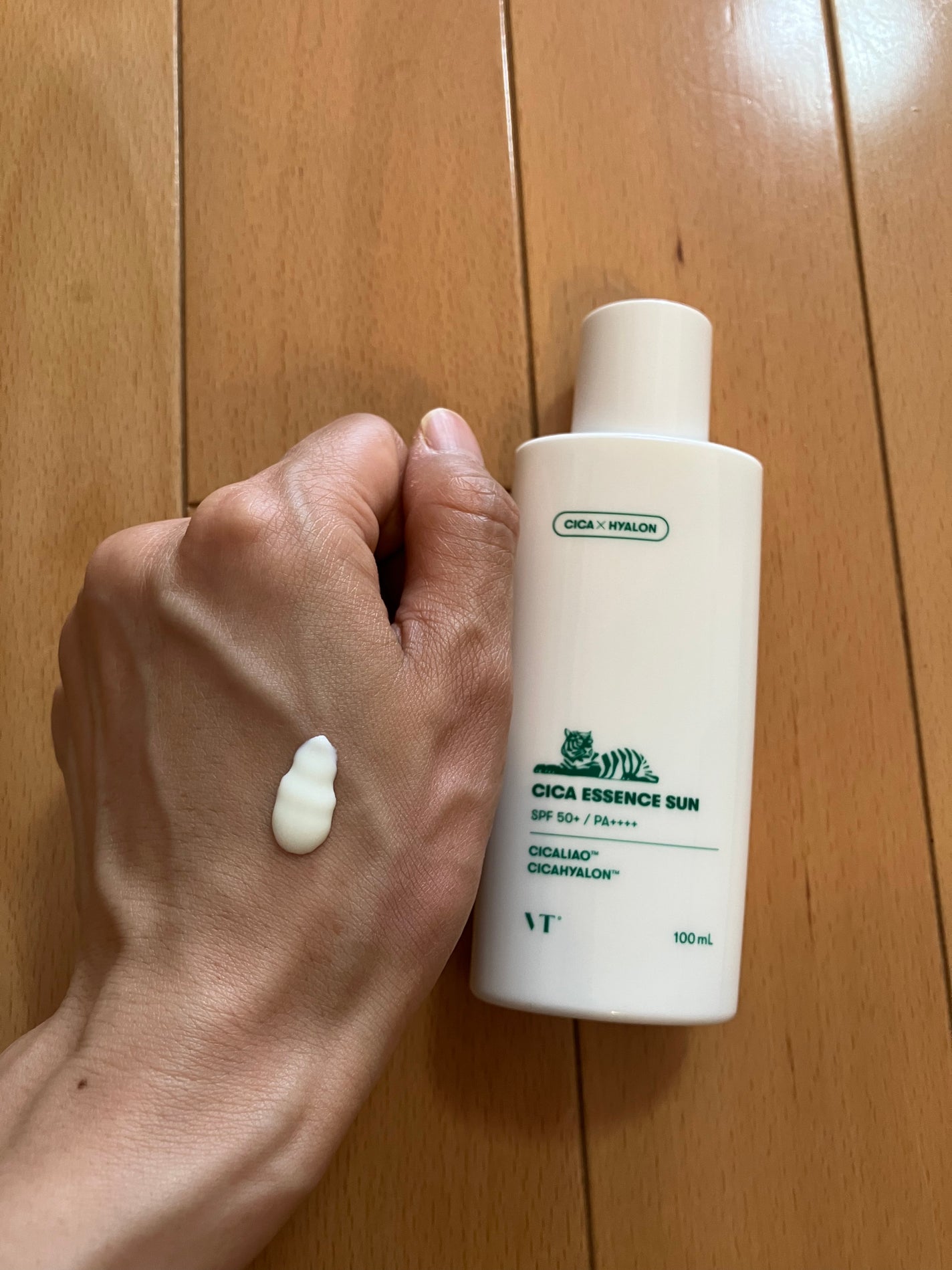 CICA エッセンスサン/VT/日焼け止めローションを使ったクチコミ(2枚目)