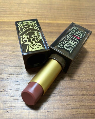 ルージュ アンリミテッド ラッカーシャイン ヌーディ ロゼオ(限定)/shu uemura/口紅を使ったクチコミ（3枚目）