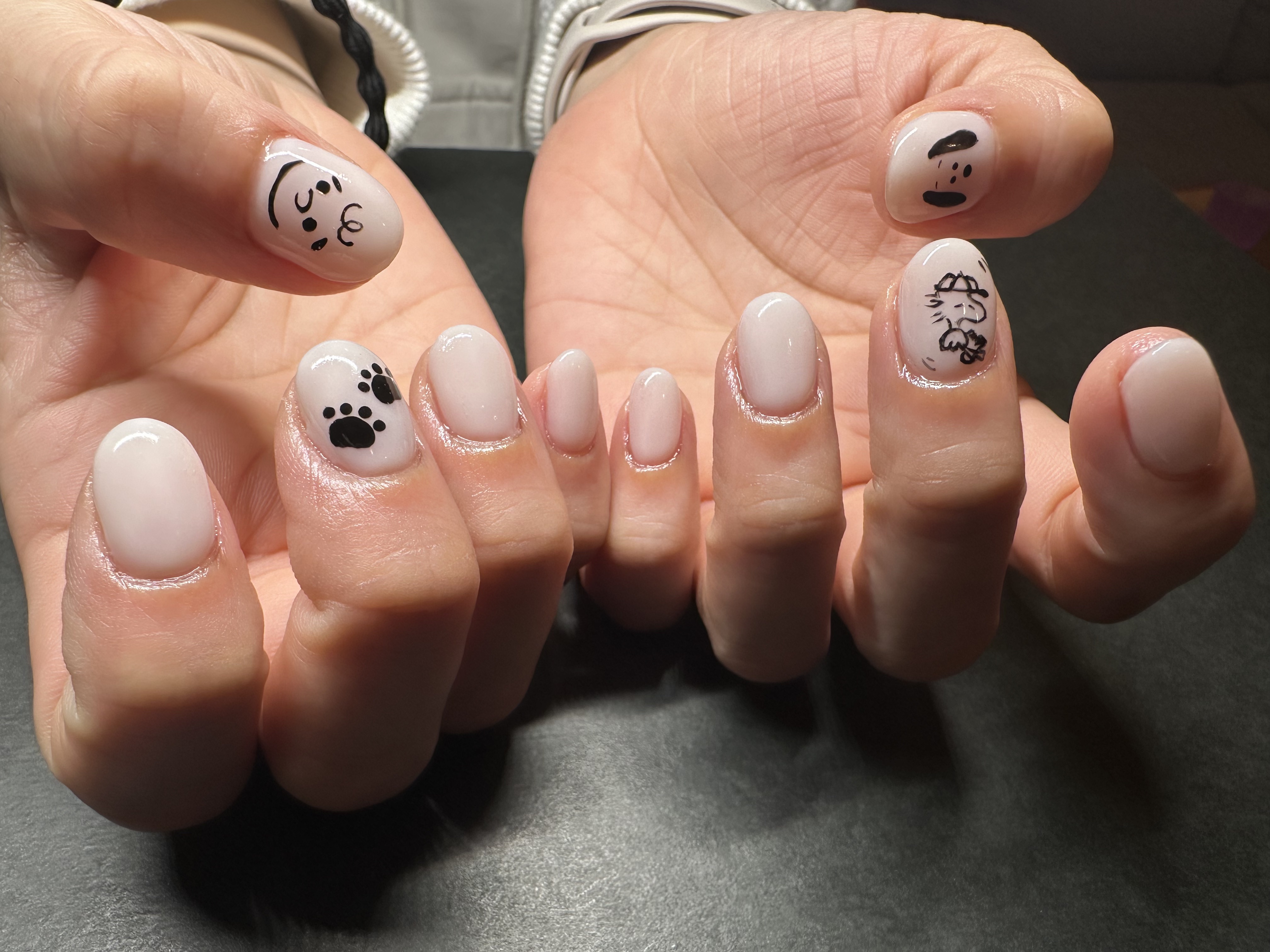 #スヌーピーネイル,#ジェルネイル,#キャラクターネイルのネイルデザイン