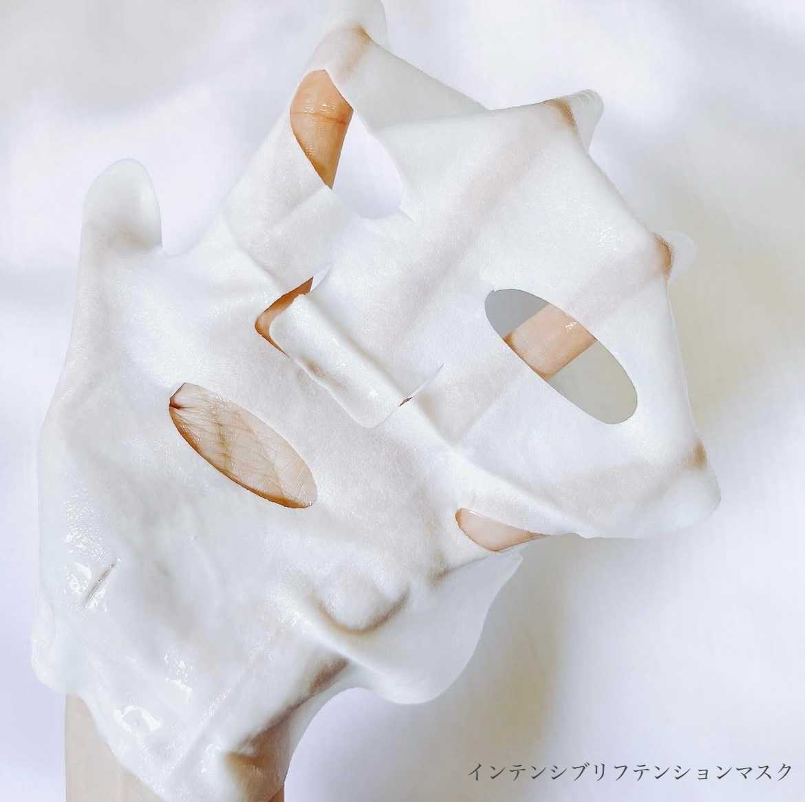 ホワイトトリュフナリシングトリートメントマスク/ダルバ/シートマスク・パックを使ったクチコミ（3枚目）