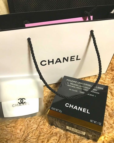 CHANEL プードゥル ユニヴェルセル リーブルのクチコミ「CHANELのプードゥル ユニヴェルセル リーブル 20 クレール<フェイスパウダー>です。
.....」（1枚目）