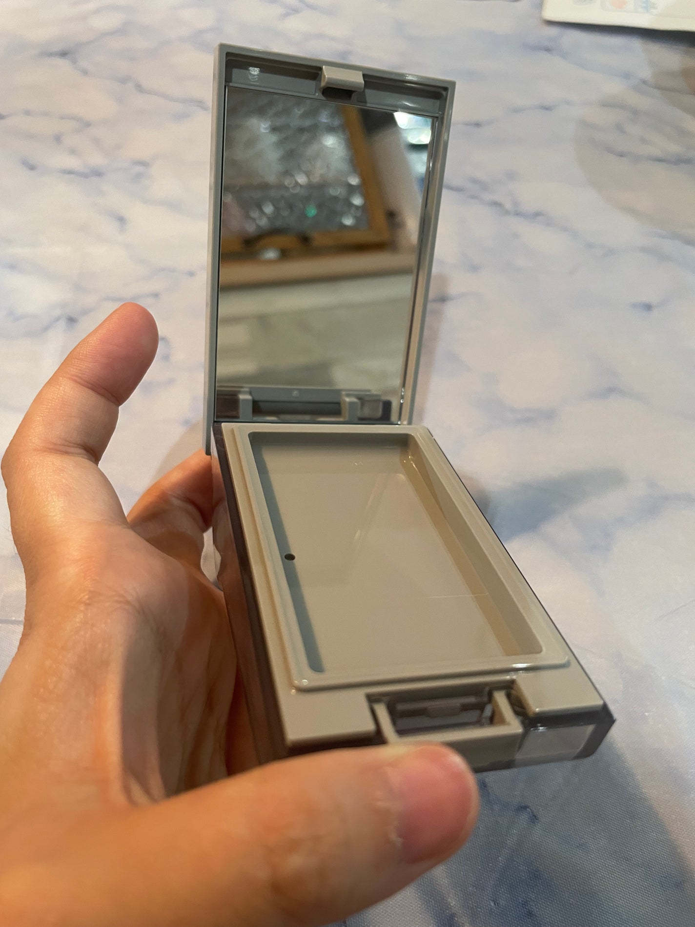 プリマヴィスタ デイトリートメントバーム 〈ローラータイプ〉/プリマヴィスタ/その他ファンデーションを使ったクチコミ(4枚目)