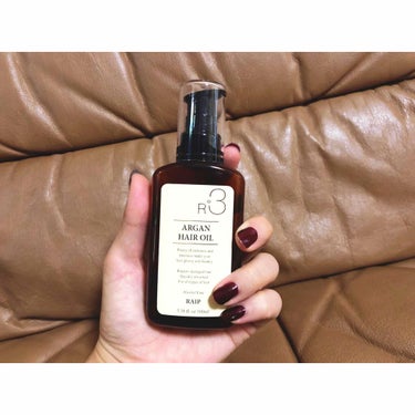 ブランド名: RAIP 
生産国: 韓国
商品名: R3 argan hair oil (100ml)

いつもお世話になっているQoo10さんで購入。
3つセットで1000円程でした！
髪の毛はしっか