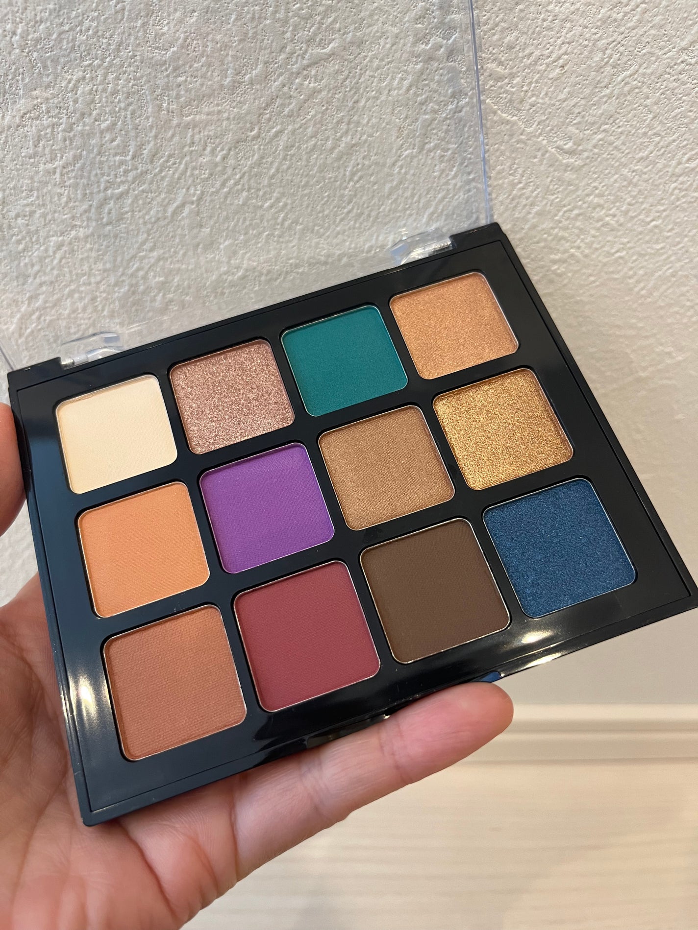 トゥエルブカラー アイシャドウ/LionWell(ライオンウェル)/アイシャドウパレットを使ったクチコミ(4枚目)