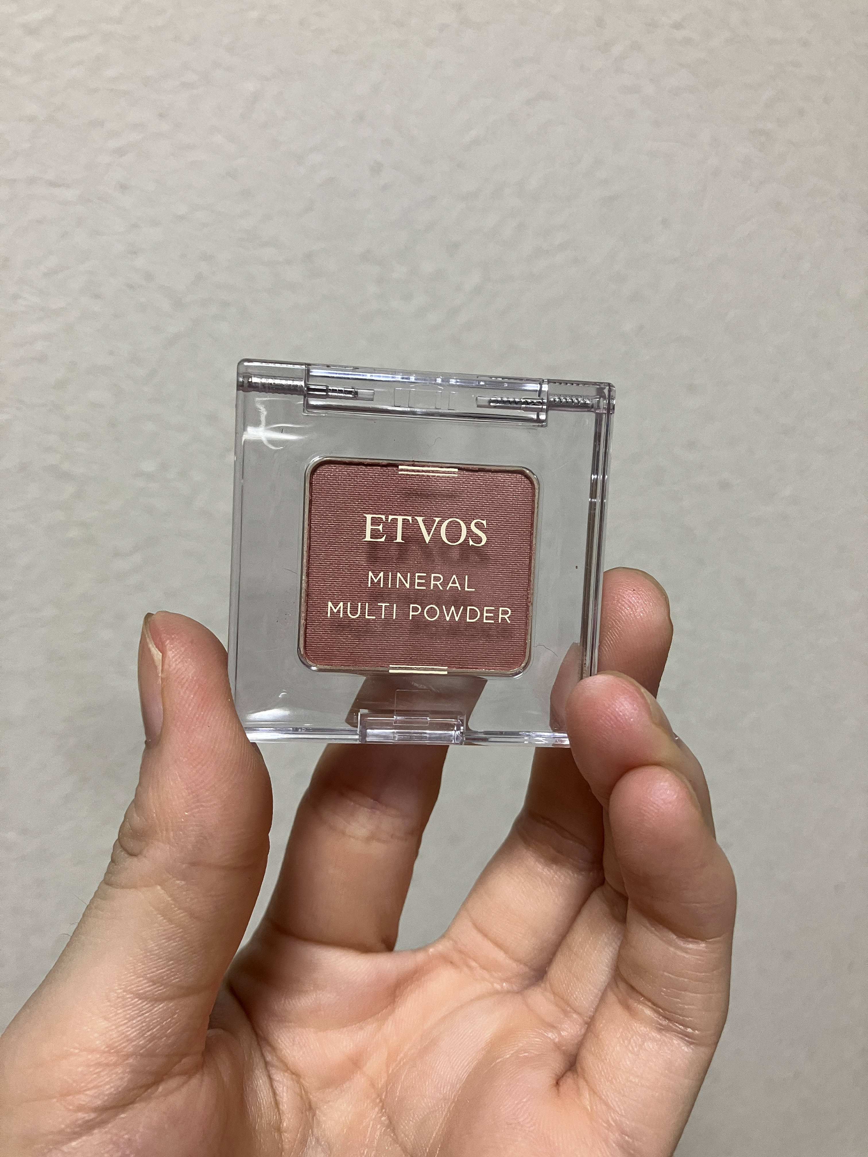 ミネラルマルチパウダー/エトヴォス/単色アイシャドウを使ったクチコミ（2枚目）
