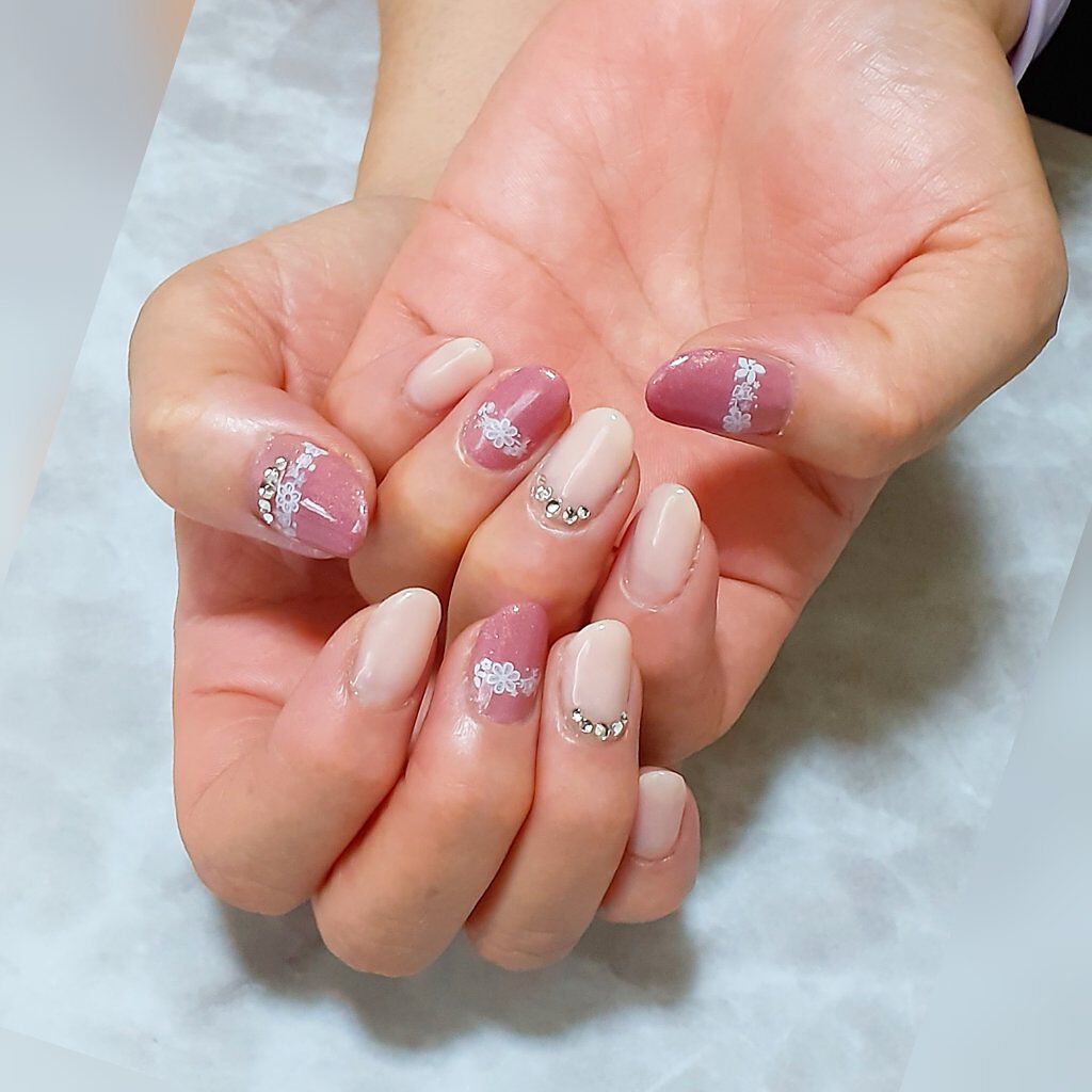 #ネイル,#レースネイル,#ピンクネイル,#春ネイル,#キラキラネイルのネイルデザイン