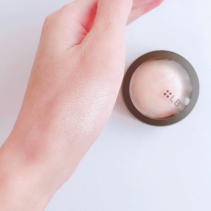 マーブルハイライター/LB/パウダーチークを使ったクチコミ(2枚目)