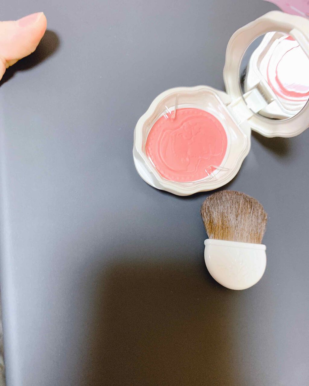 プレスト チークカラー N/レ・メルヴェイユーズ ラデュレ/パウダーチークを使ったクチコミ（1枚目）