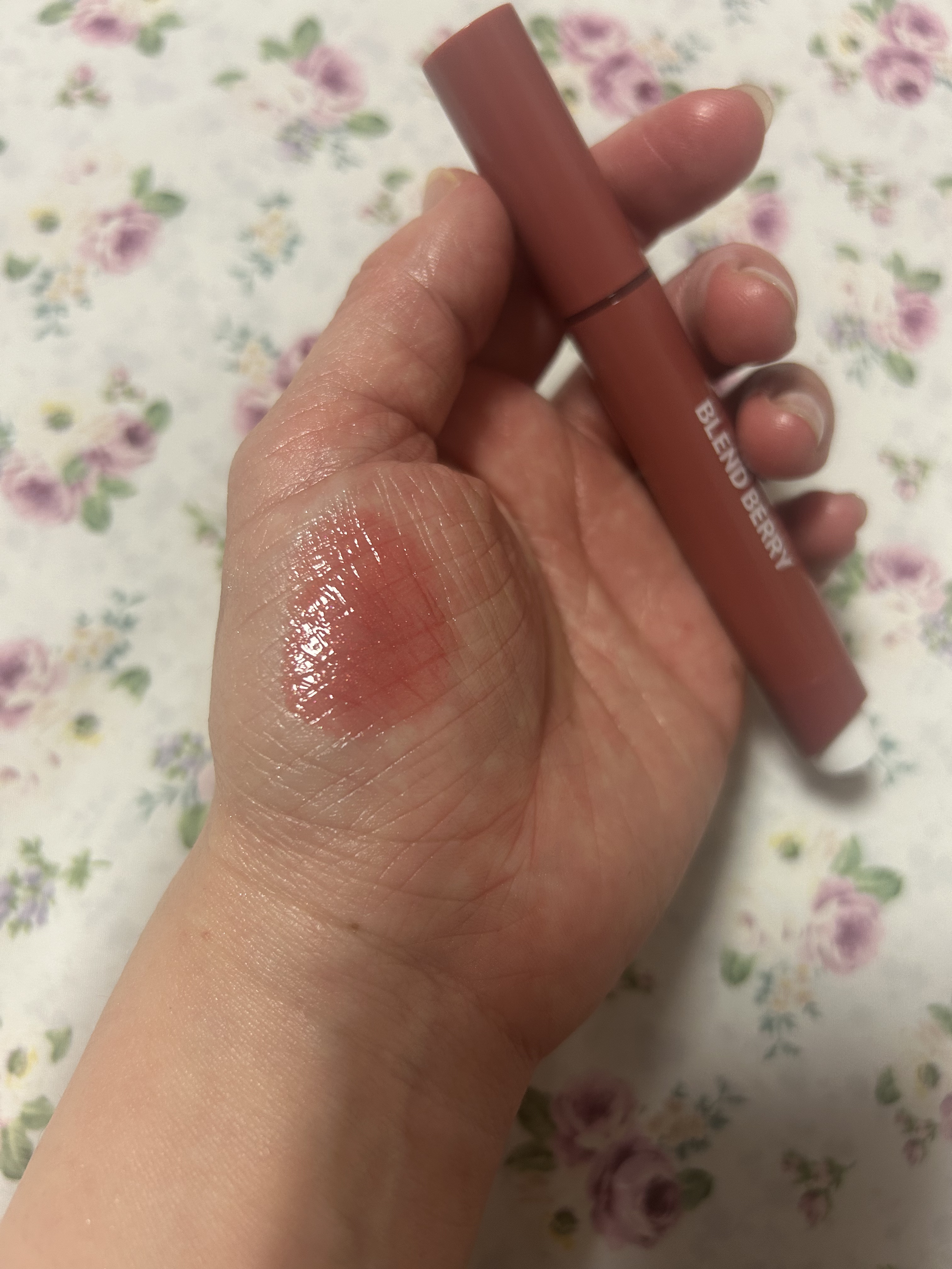 ブレンドベリー リップバルーン 004 おめざめヌーディピンク/BLEND BERRY/口紅を使ったクチコミ（2枚目）