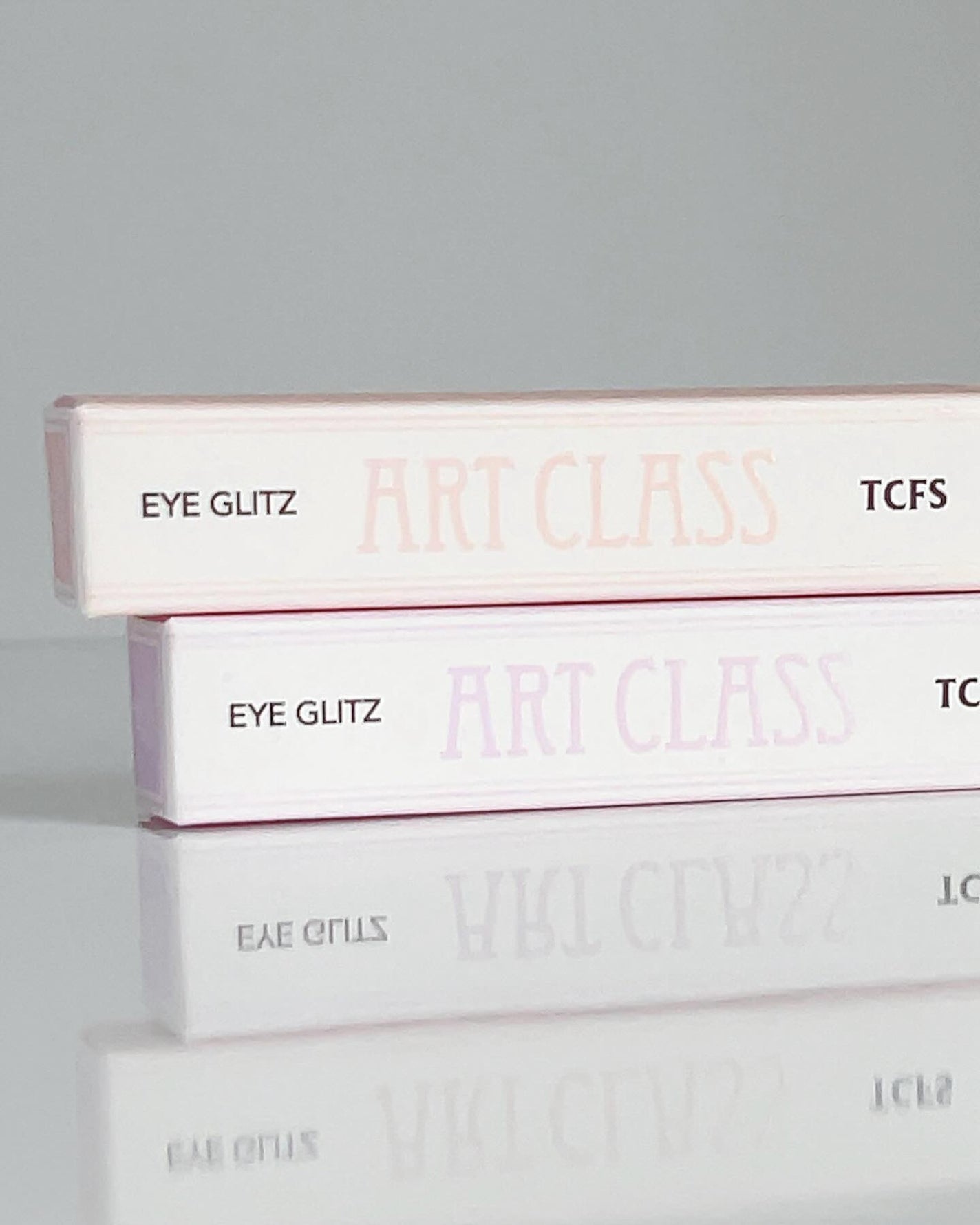 アートクラス アイグリッツ/too cool for school/スティックアイシャドウを使ったクチコミ(4枚目)