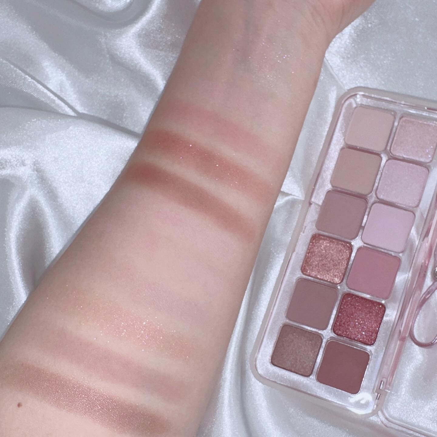 プロ アイ パレット エアー/CLIO/アイシャドウパレットを使ったクチコミ（3枚目）